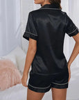 Elegantes Pyjama Set für entspannte Nächte 5
