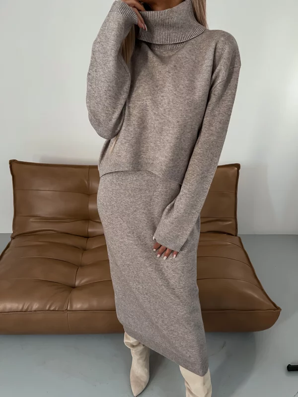 Elegantes Strickkleid mit Rollkragen für jeden Tag 4