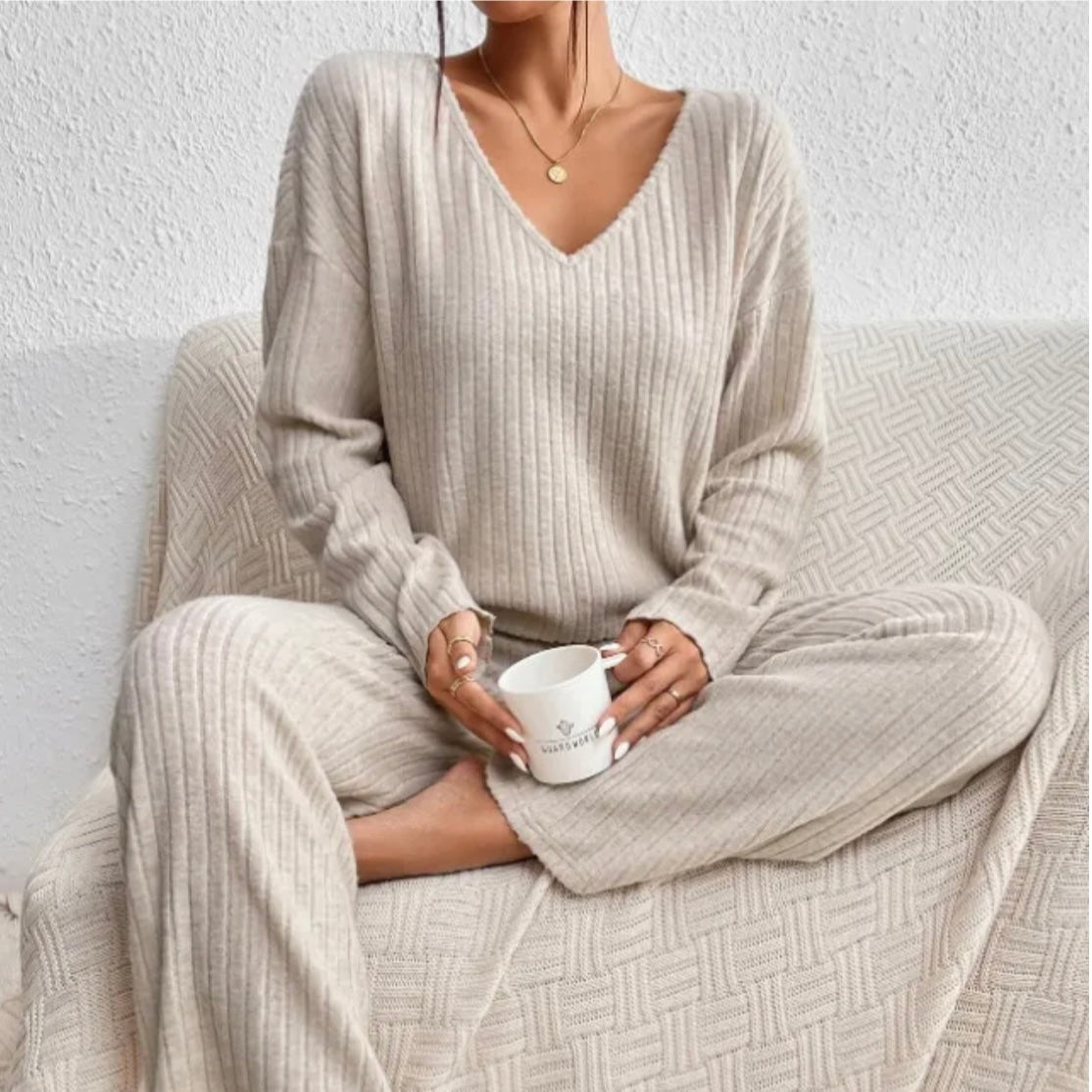 Elegantes Strickset für stilvolle Alltagsmomente 2