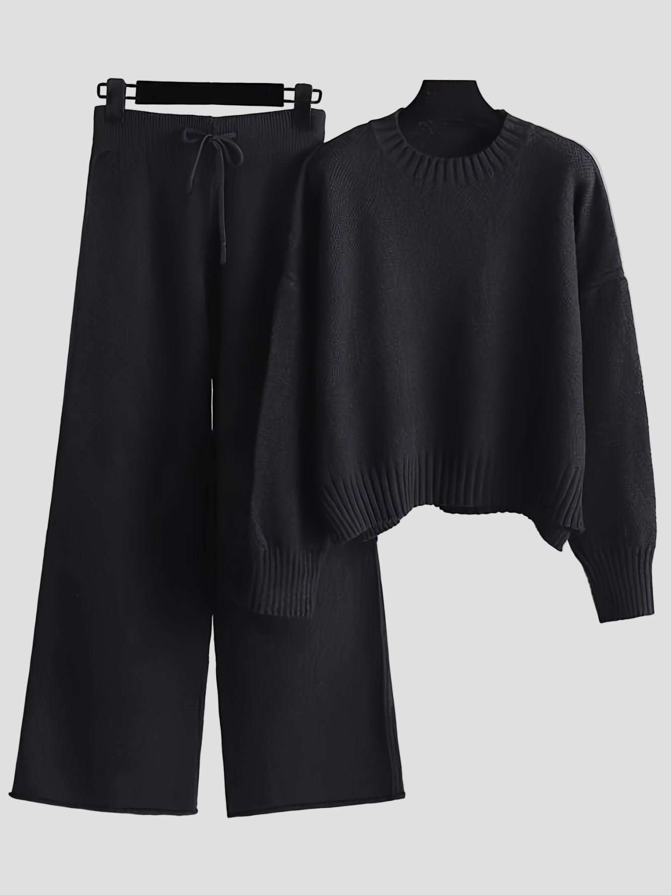 Elegantes Strickset mit luxuriöser Weichheit 0