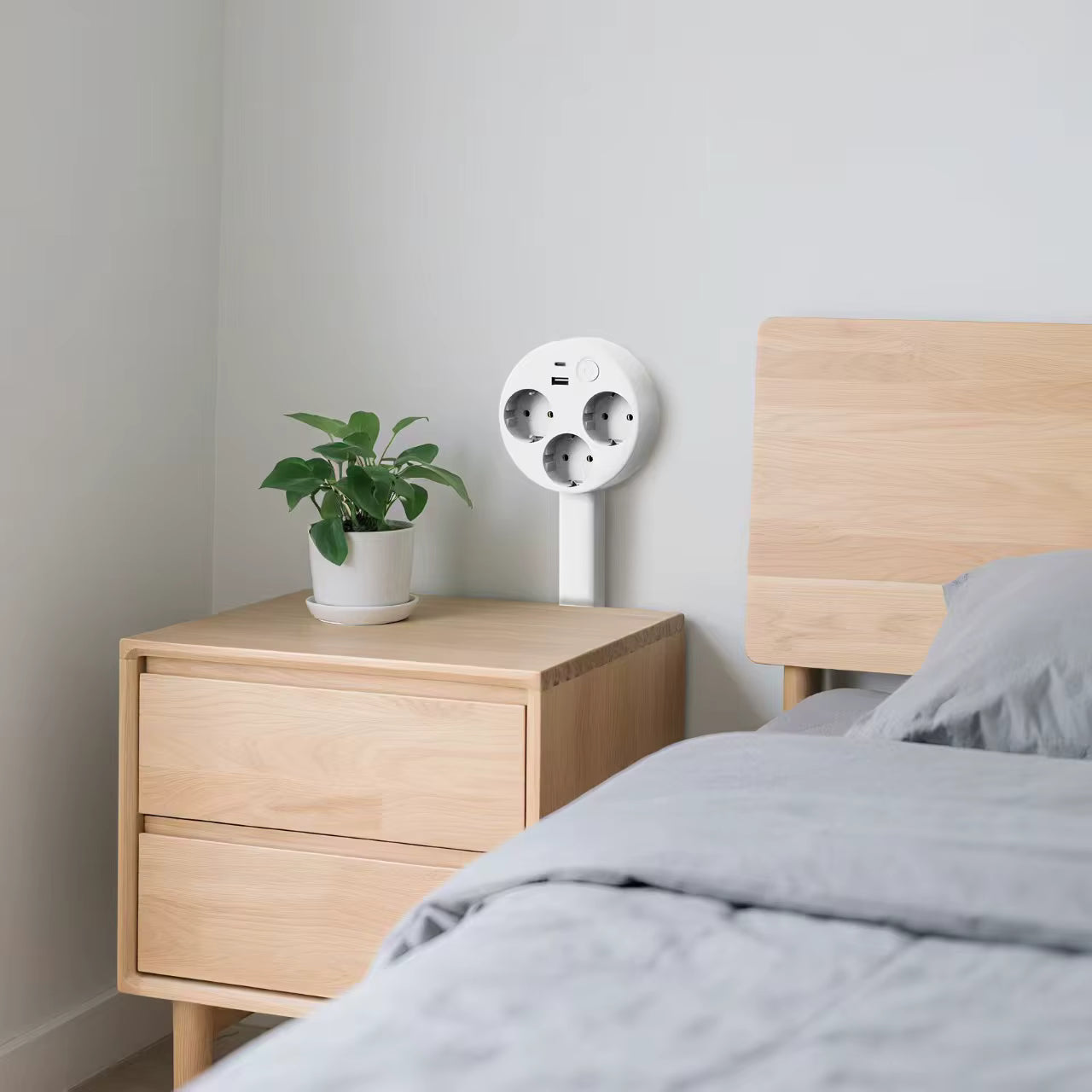 Felix | Herren Steckdose flexibel 180° USB-Ladefunktion Plug-and-Play 0