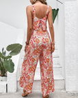 Floraler Jumpsuit mit weitem Bein für Sommerfeeling 2