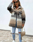 Geflochtener Wintermantel mit buntem Muster 2