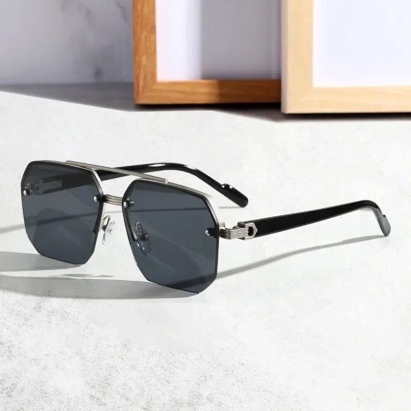 Geometrische Sonnenbrille mit modernem Flair 3