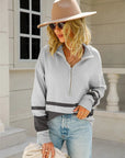 Gestreifter Damenpullover mit Retro-Charme 10