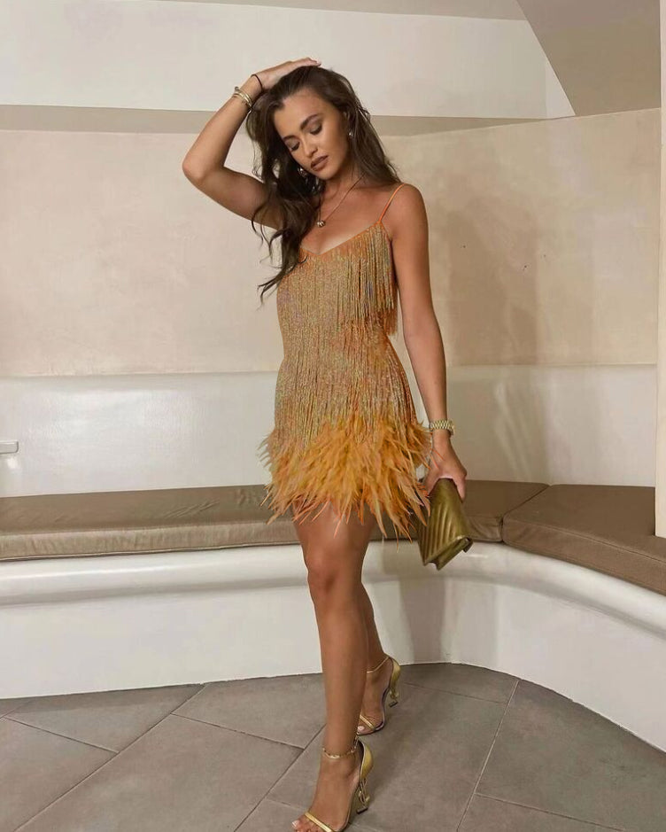 Glamouröses Cocktailkleid mit Pailletten und Federn – Perfekt für Hochzeiten und besondere Anlässe 7