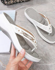 Glitzernde Sommerschuhe mit femininer Note 4