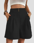 Hochtaillierte Shorts aus atmungsaktivem Material – Elegante Sommermode für Damen 1