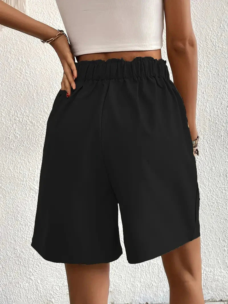 Hochtaillierte Shorts aus atmungsaktivem Material – Elegante Sommermode für Damen 2