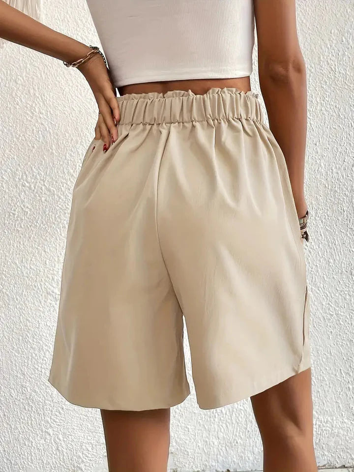 Hochtaillierte Shorts aus atmungsaktivem Material – Elegante Sommermode für Damen 4