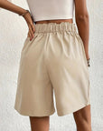 Hochtaillierte Shorts aus atmungsaktivem Material – Elegante Sommermode für Damen 4