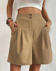 Hochtaillierte Shorts aus atmungsaktivem Material – Elegante Sommermode für Damen 5