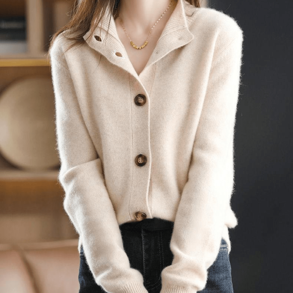 Klassische Strickjacke mit elegantem Reverskragen 2