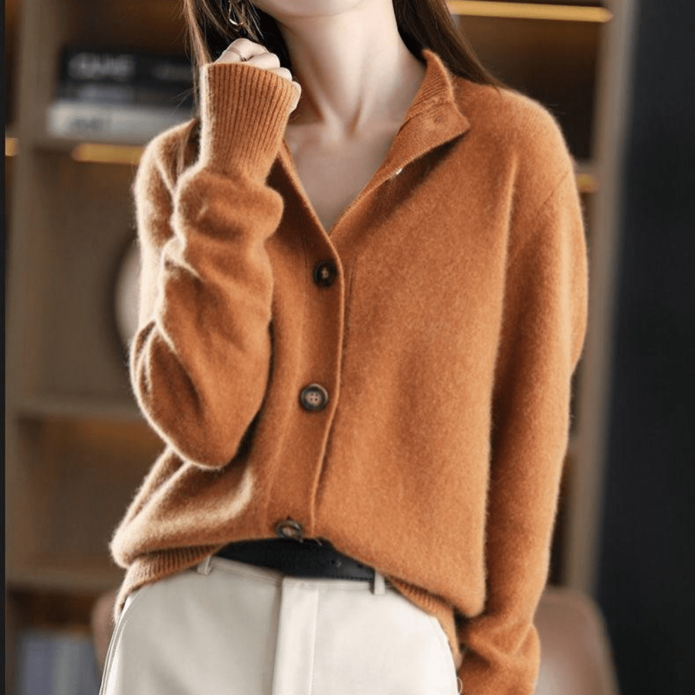 Klassische Strickjacke mit elegantem Reverskragen 6