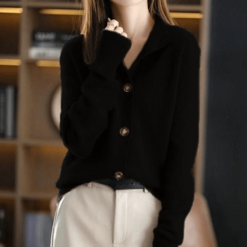 Klassische Strickjacke mit elegantem Reverskragen 7
