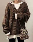 Klobiger Damenpullover mit Kerbrundhals für Wärme 2