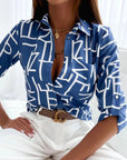 Künstlerische Bluse mit knöpfbarem Design 2
