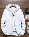 Leichter Windbreaker mit Kapuze für Abenteuer 6