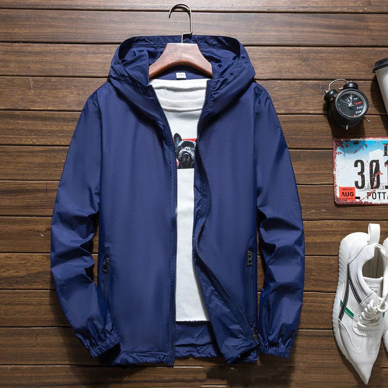 Leichter Windbreaker mit Kapuze für Abenteuer 8