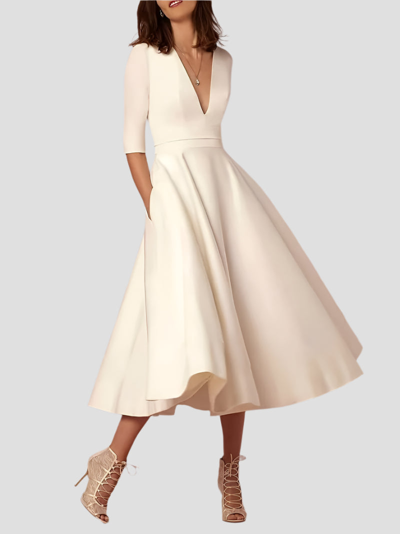 Luftiges Sommerkleid in zeitloser Eleganz – Ideal für sonnige Tage und besondere Anlässe 1