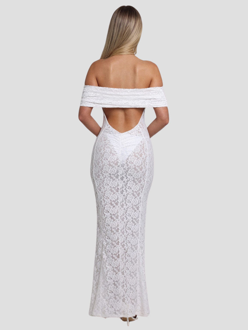 Elegantes Maxikleid aus Spitze mit Offenem Rücken und Bardot-Ausschnitt – Figurbetont und Fließend 2