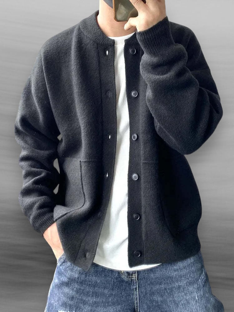 Moderne Strickjacke mit Bomberkragen für Stilbewusste 0
