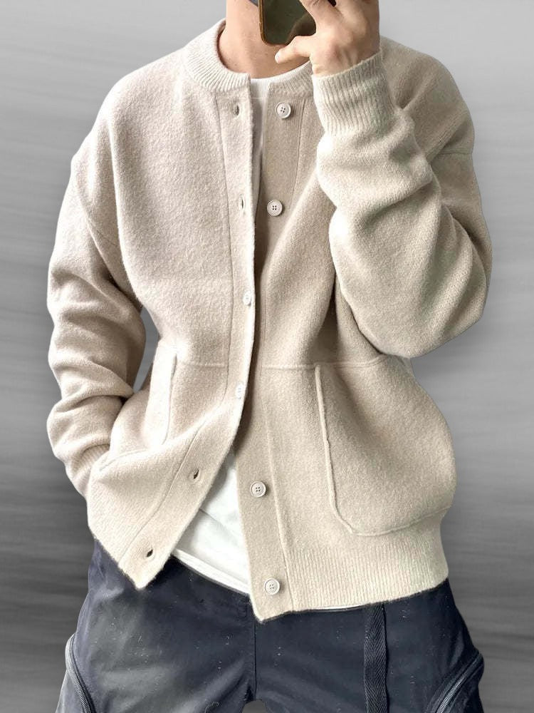 Moderne Strickjacke mit Bomberkragen für Stilbewusste 1