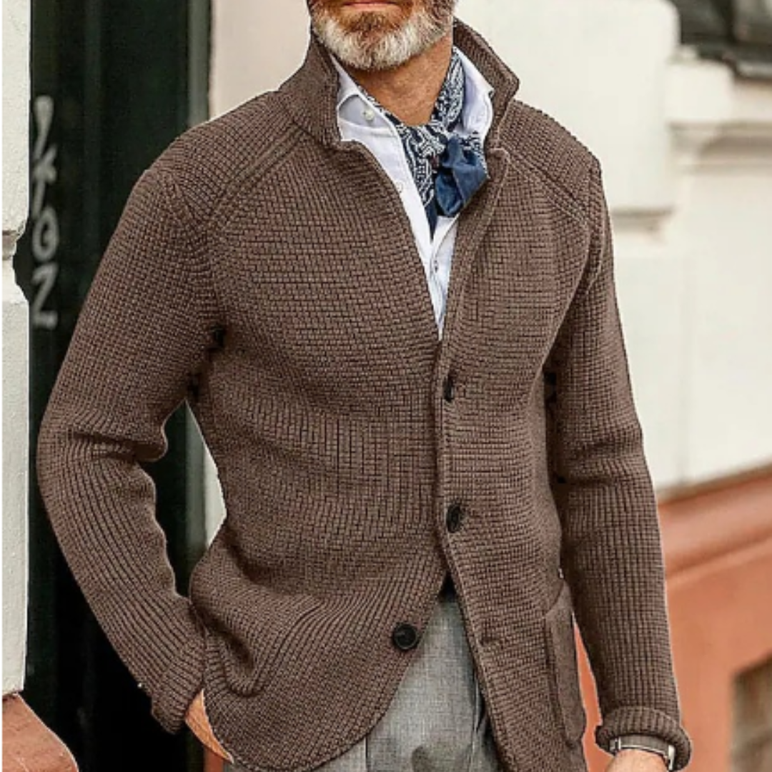 Moderne Strickjacke mit Knopfverschluss 12