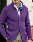 Moderne Strickjacke mit Knopfverschluss 5