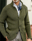 Moderne Strickjacke mit Knopfverschluss 7