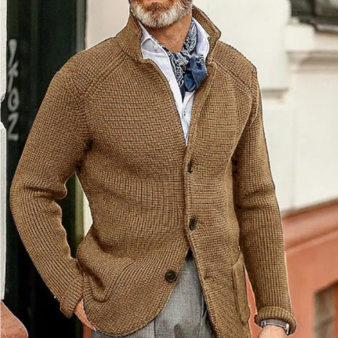 Moderne Strickjacke mit Knopfverschluss 8