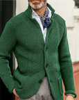 Moderne Strickjacke mit Knopfverschluss 9