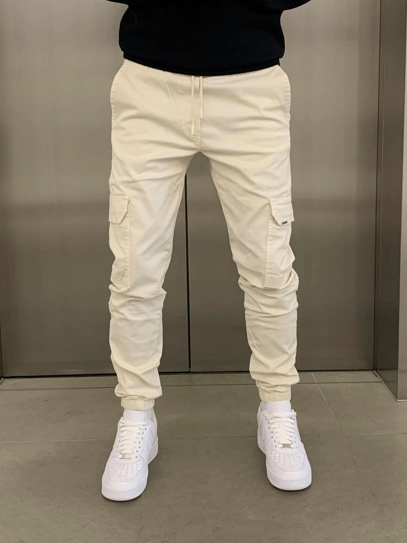Schmale Cargo Jogger für Stil und Komfort 3