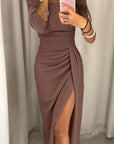 Schulterfreies Maxikleid aus Satin mit Schlitz – Elegantes Festkleid für besondere Anlässe 6