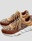 Sportliche Sneakers mit trendiger Luipaardprint 0