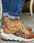 Sportliche Sneakers mit trendiger Luipaardprint 3