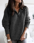 Strukturierter Strickpullover mit Stehkragen 4