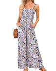 Verspielter Jumpsuit mit Blumenmuster für Sommernächte 1